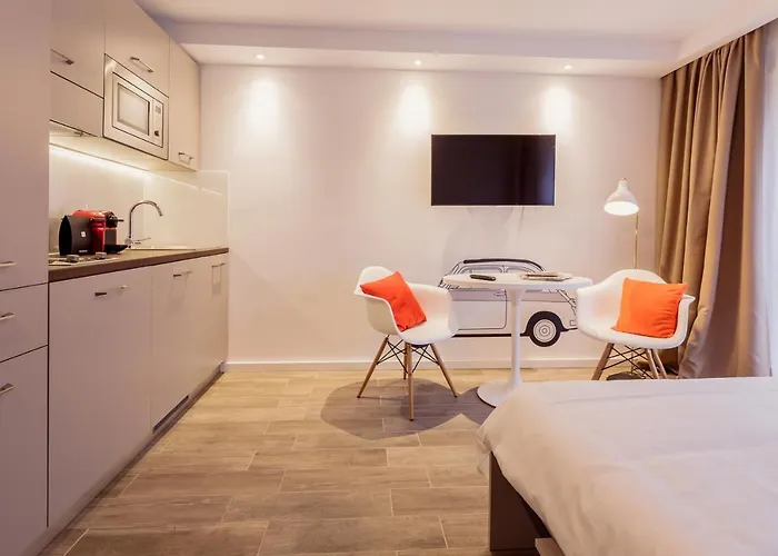 360 Frankfurt 3*