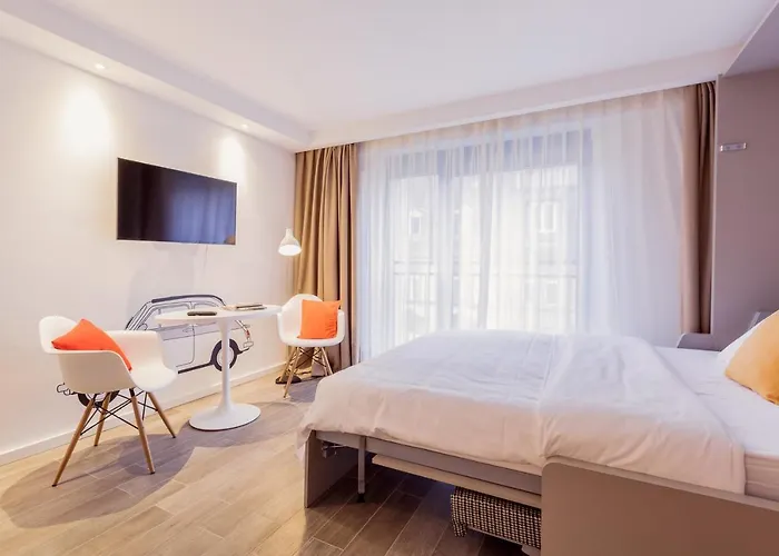 360 Frankfurt 3* Франкфурт-на-Майне